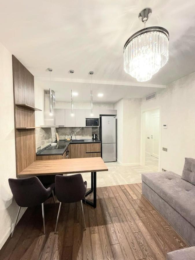 1 Room 60M2 Center Of Obolon Near River Side. 11 Floor Kiev Exterior foto